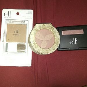 2 blushes 1 bronzer